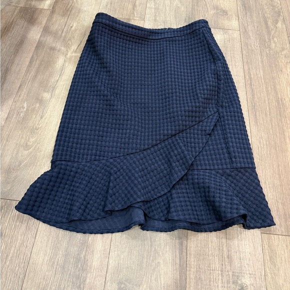 Banana Republic Dark Blue Asymmetrical Skirt Size 6 Career Office Preppy - Picture 1 of 7